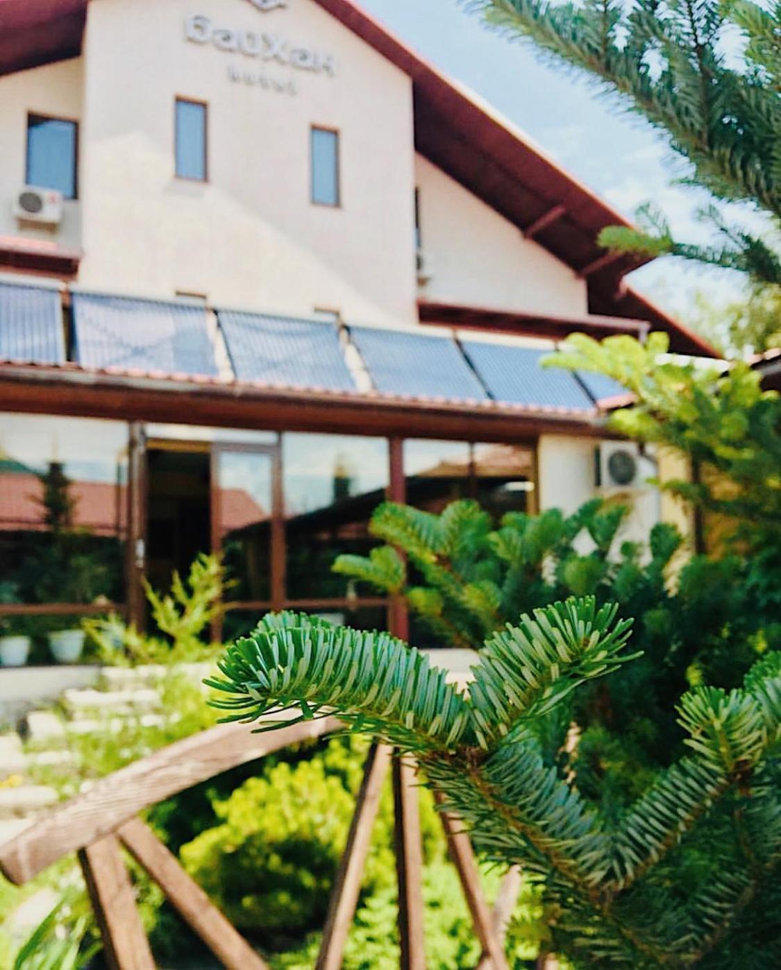 Tian-Shan Hotel Bishkek Exteriör bild